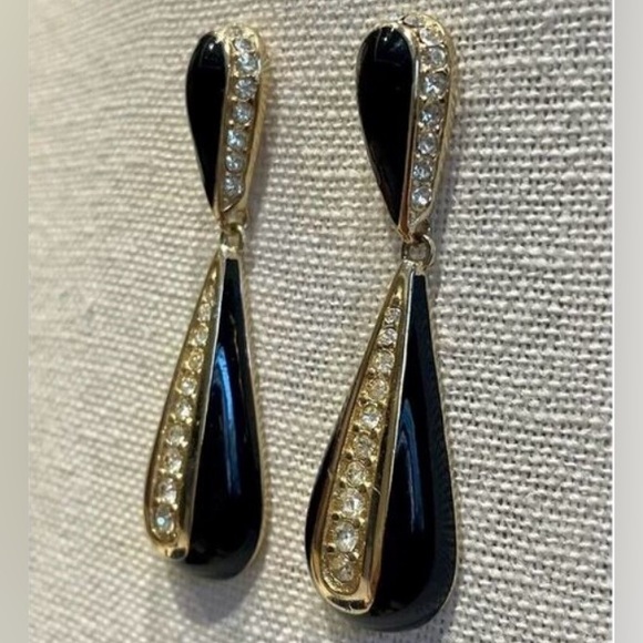 Vintage Christian Dior Black Enamel Gold Tone Rhinestone Teardrop Pear Earrings - Picture 2 of 5